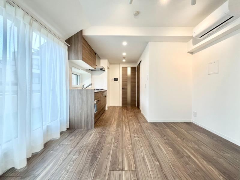1LDK apartment in Shibuya Ward, Tokyo - Photo 1