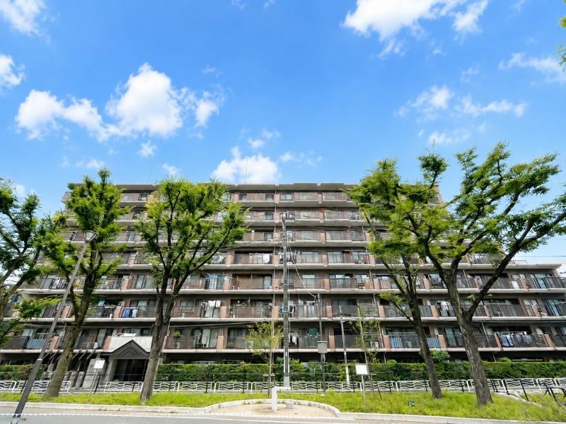 3LDK apartment in Koto Ward, Tokyo - Photo 1