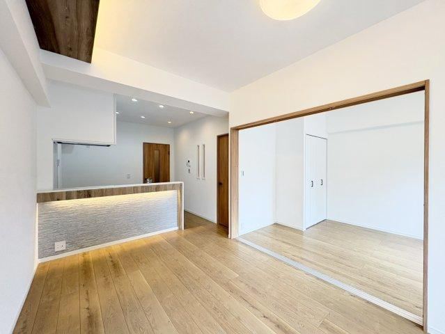 2LDK+S apartment in Kasukabe, Saitama - Photo 1