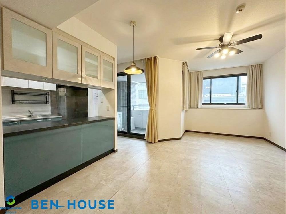 1LDK apartment in Naka Ward, Yokohama, Kanagawa - Photo 1