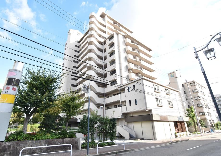 3LDK+S apartment in Tempaku Ward, Nagoya, Aichi - Photo 1