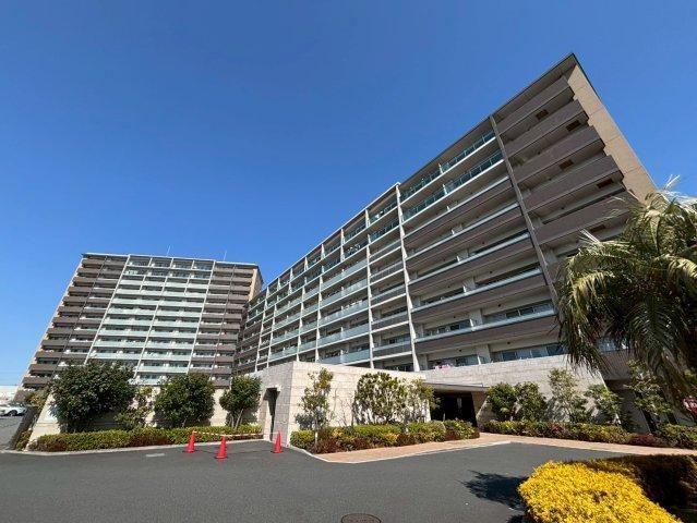3LDK apartment in Urayasu, Chiba - Photo 1