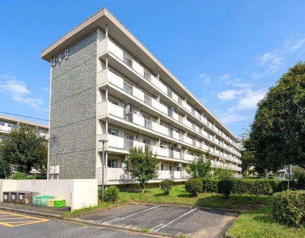 2LDK apartment in Tama, Tokyo - Photo 1