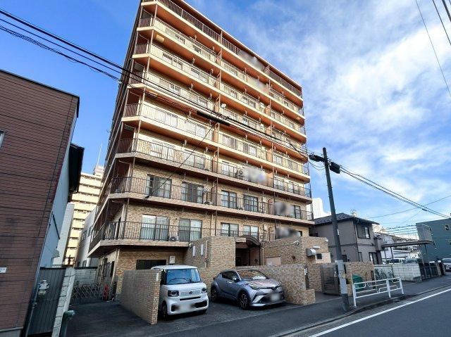 2LDK apartment in Tsurumi Ward, Yokohama, Kanagawa - Photo 1