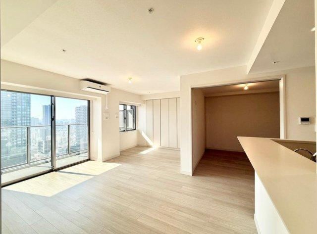 2LDK apartment in Kita Ward, Osaka - Photo 1