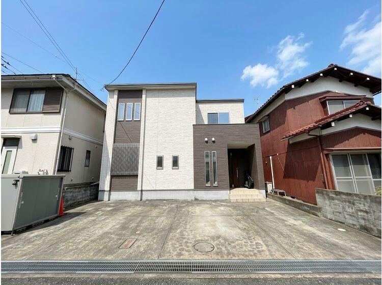 4LDK house in Kanazawa, Ishikawa - Photo 1