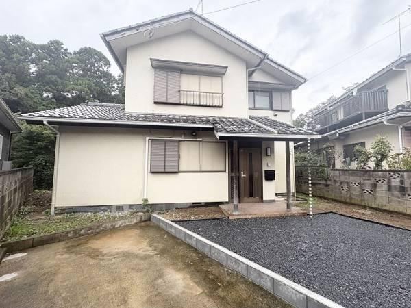 5LDK+S house in Wakaba Ward, Chiba - Photo 1