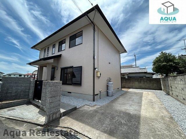 4LDK house in Takamatsu, Kagawa - Photo 1