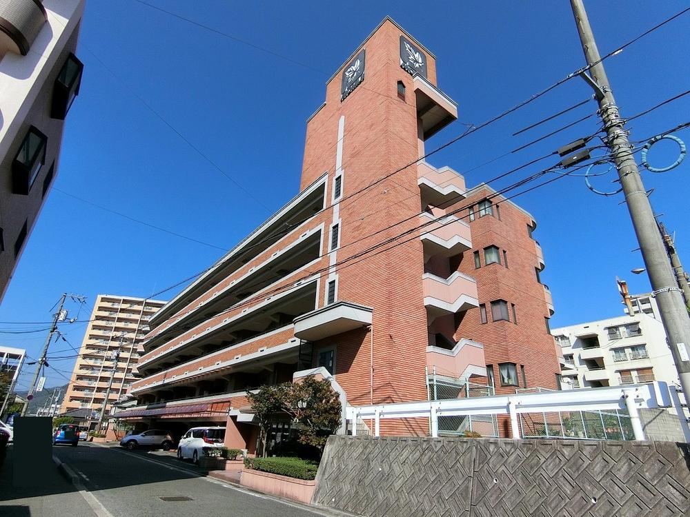 2LDK apartment in Kure, Hiroshima - Photo 1