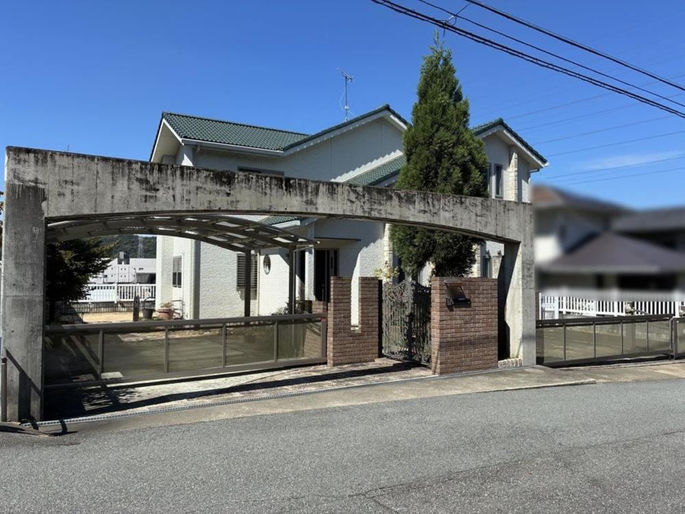 4LDK house in Himeji, Hyogo - Photo 1