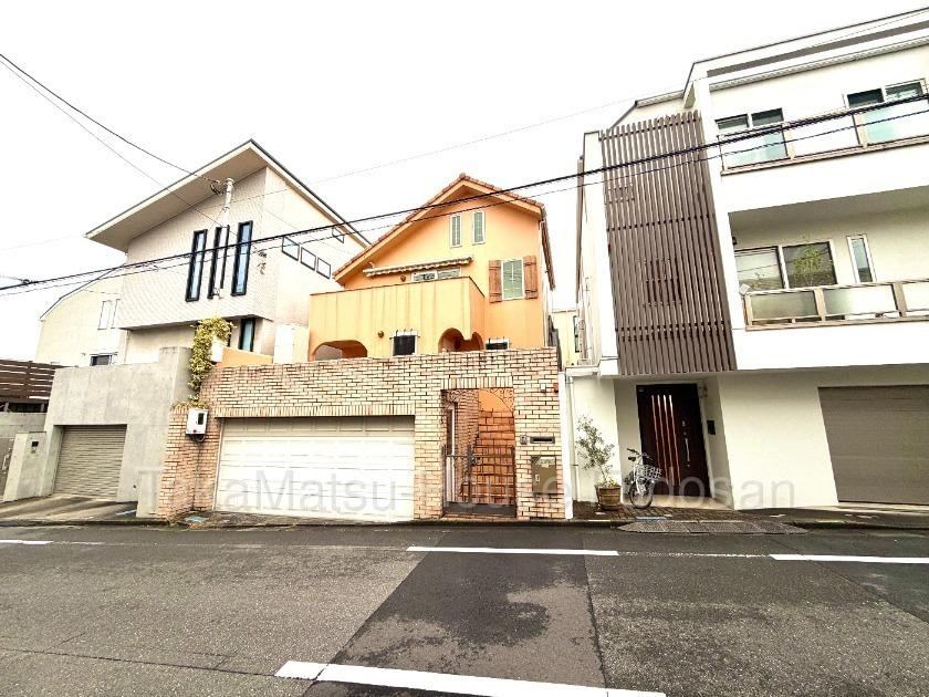 3LDK house in Meguro Ward, Tokyo - Photo 1