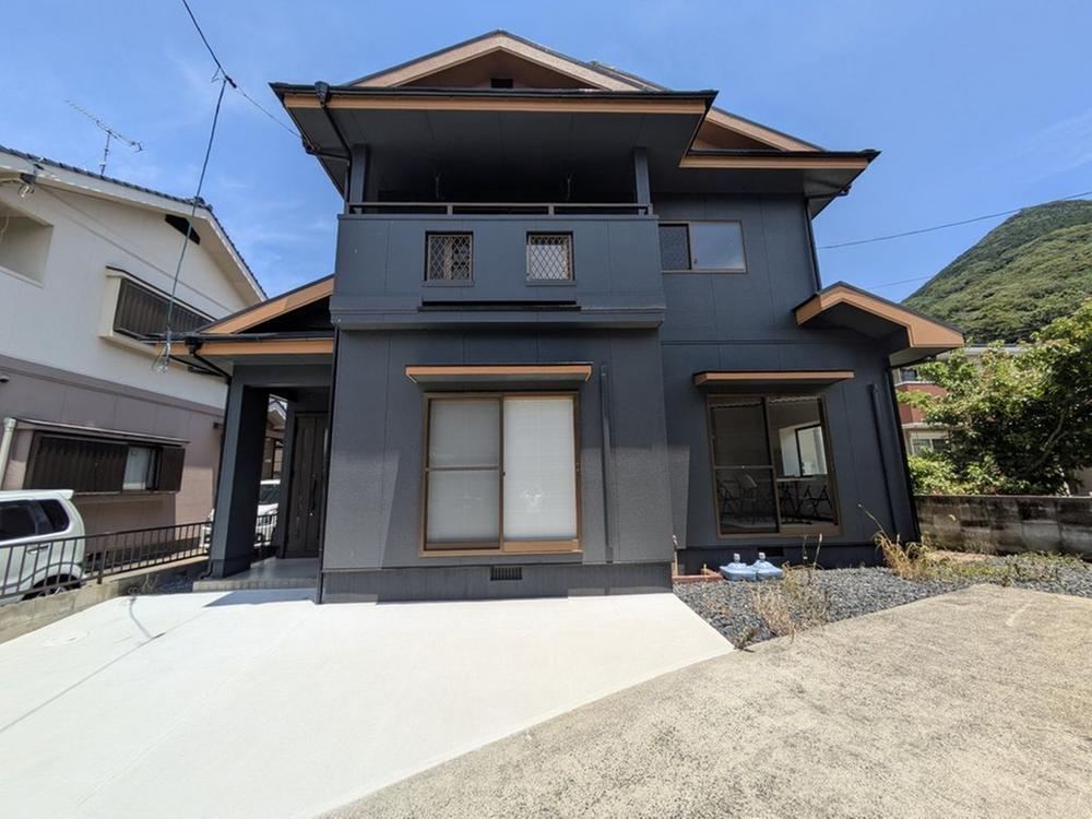 4LDK house in Shimonoseki, Yamaguchi - Photo 1