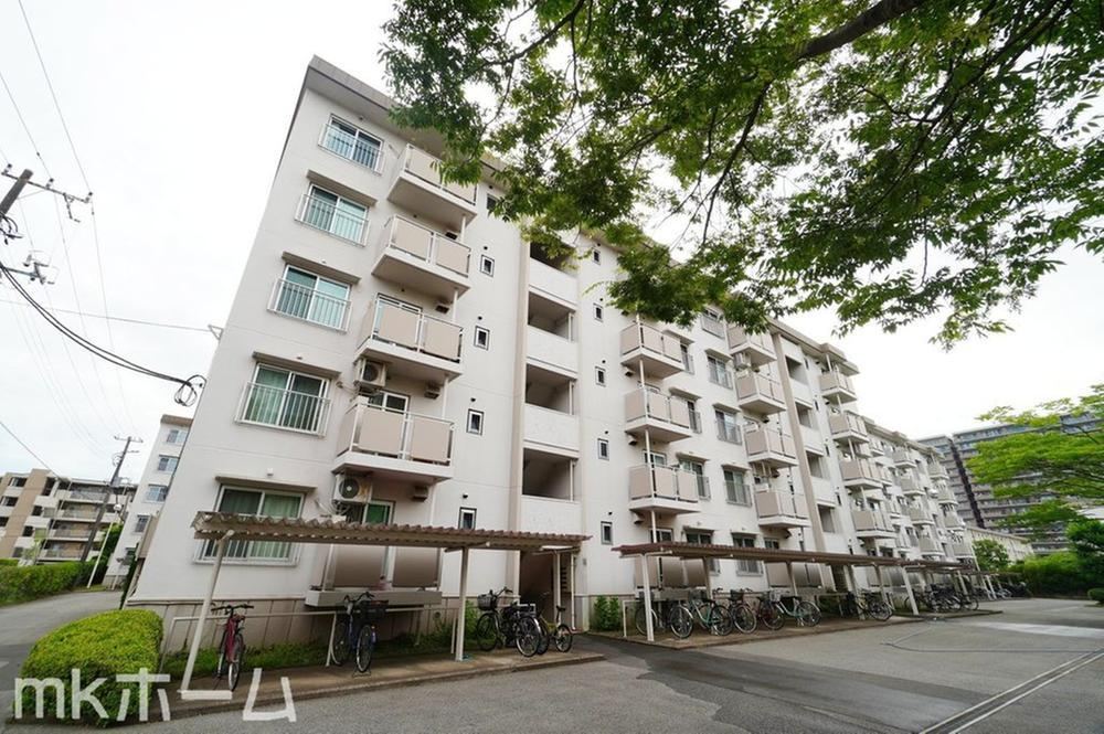 3LDK apartment in Mihama Ward, Chiba - Photo 1