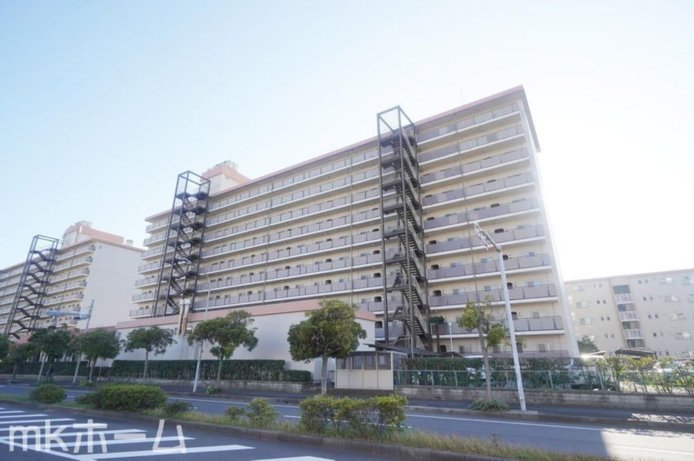 3LDK apartment in Mihama Ward, Chiba - Photo 1