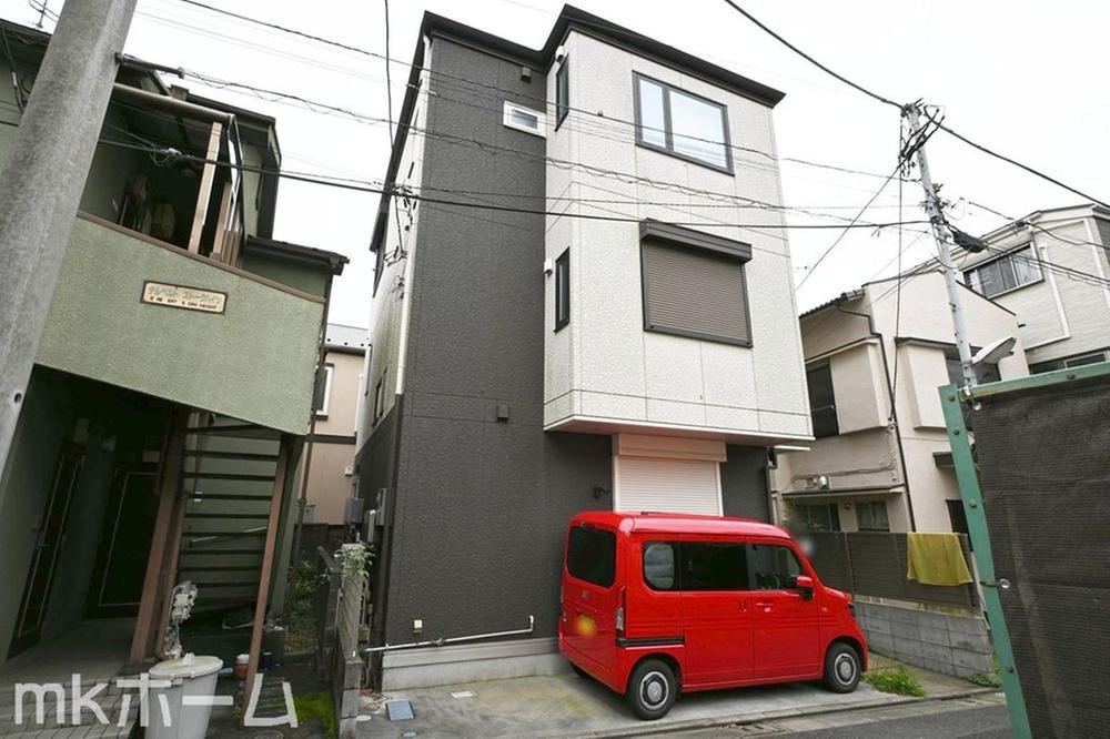 5LDK house in Katsushika Ward, Tokyo - Photo 1