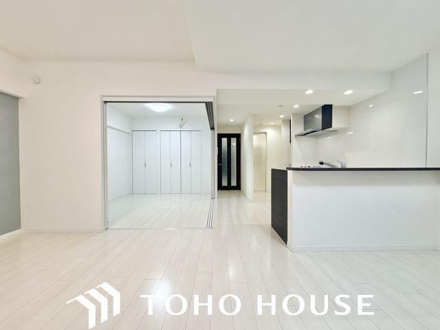 2LDK apartment in Tempaku Ward, Nagoya, Aichi - Photo 1