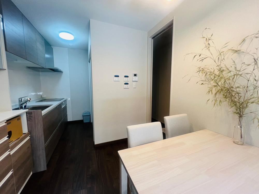 4LDK house in Tennoji Ward, Osaka - Photo 1