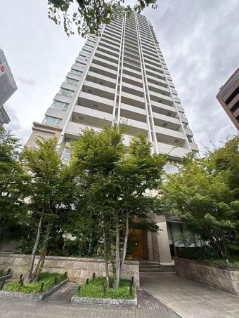 2LDK apartment in Nishi Ward