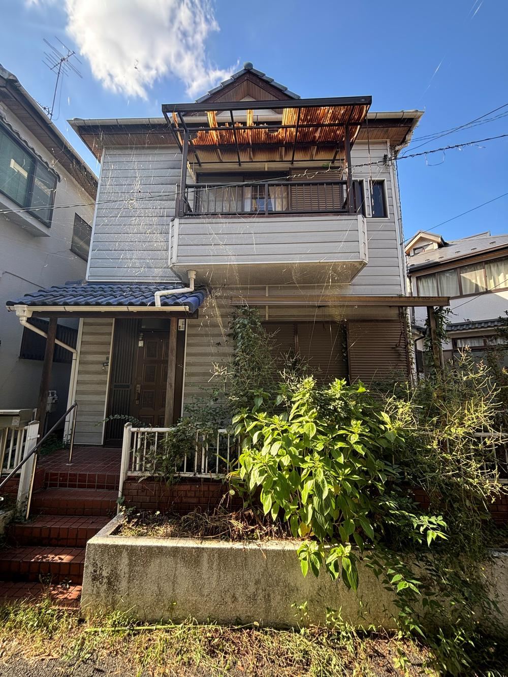 4LDK house in Ichikawa, Chiba - Photo 1