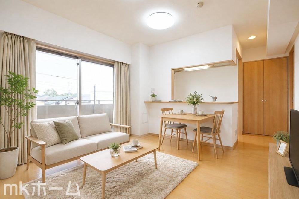 2LDK apartment in Funabashi, Chiba - Photo 1
