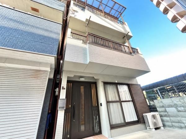 5LDK house in Tsurumi Ward, Osaka - Photo 1