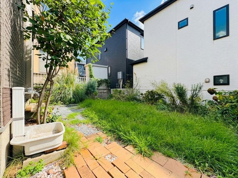 4LDK house in Midori Ward, Saitama - Photo 1