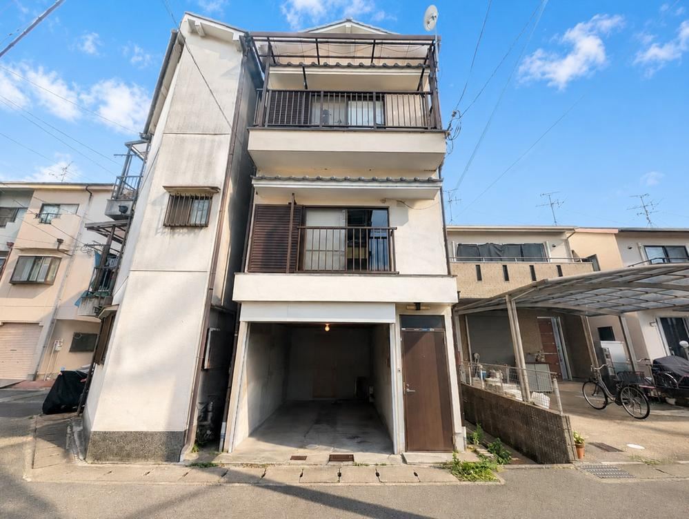 3DK+S house in Fushimi Ward, Kyoto - Photo 1
