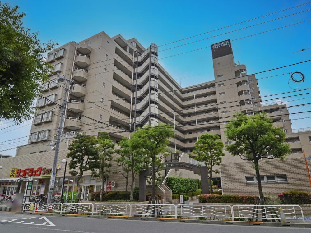 2LDK+S apartment in Koto Ward, Tokyo - Photo 1