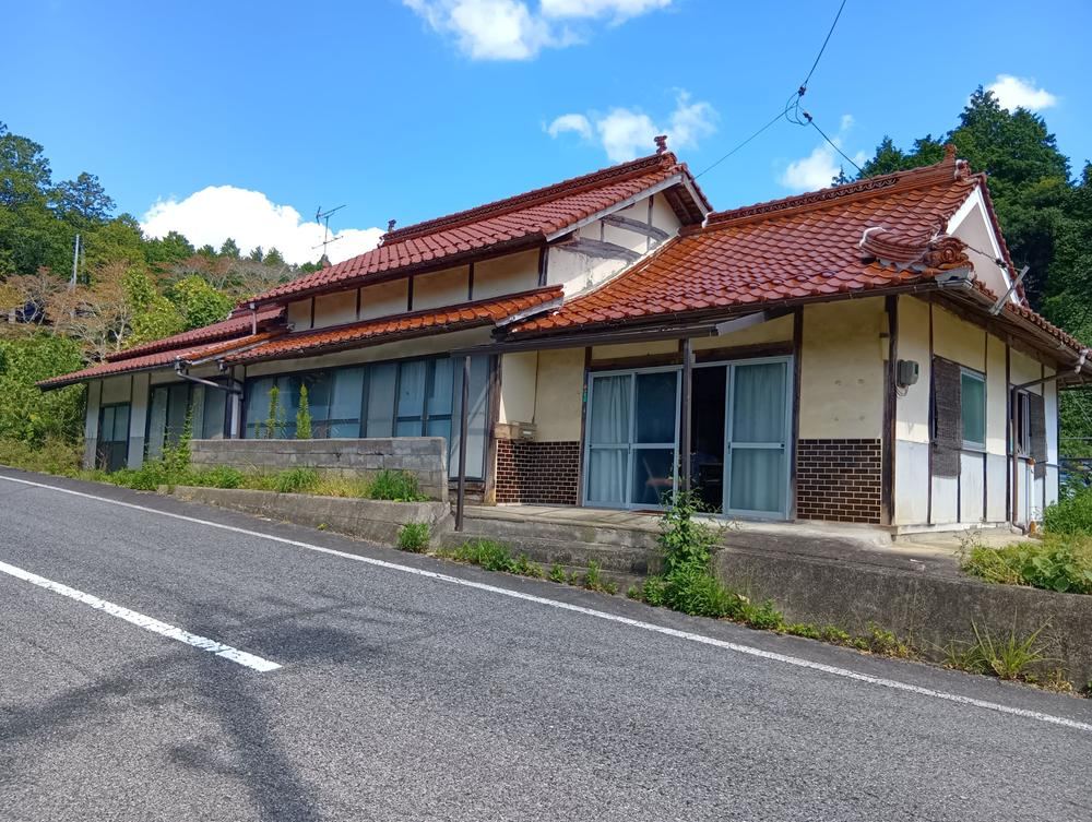 6DK house in Maniwa, Okayama - Photo 1