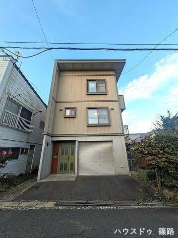 4LDK house in Nishi Ward, Sapporo, Hokkaido - Photo 1