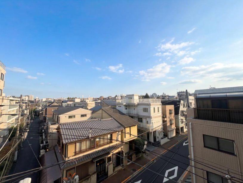3LDK apartment in Bunkyo Ward, Tokyo - Photo 1