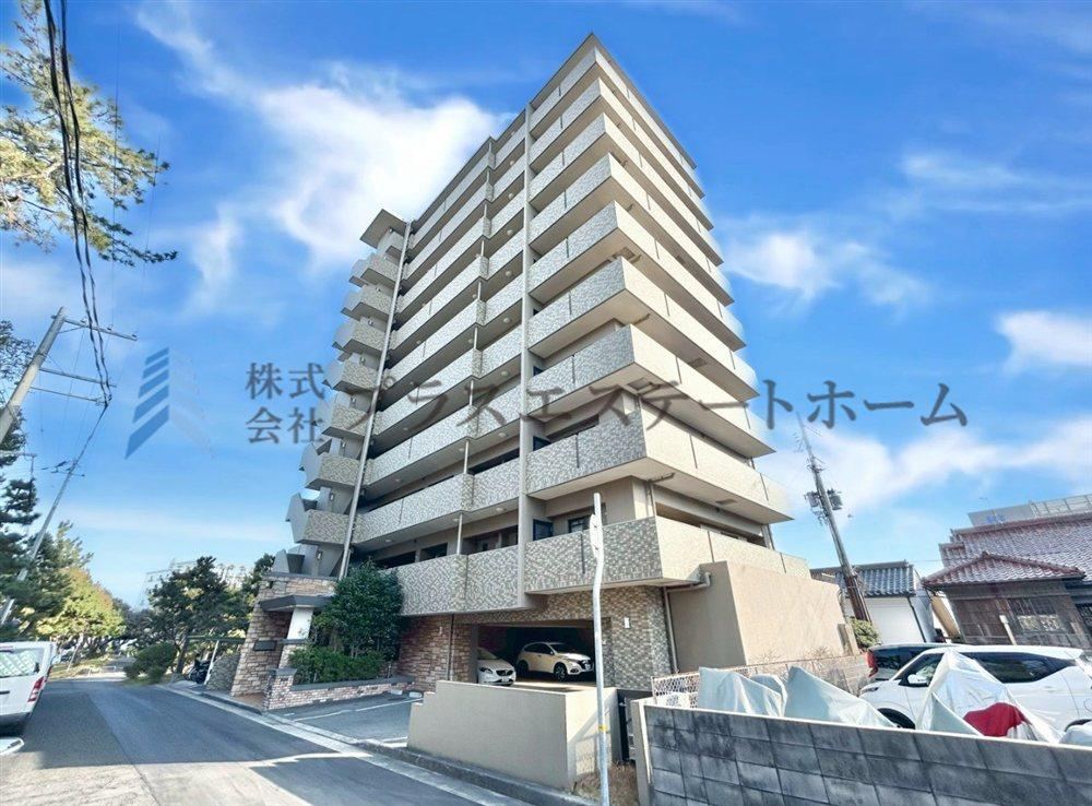 3LDK apartment in Akashi, Hyogo - Photo 1