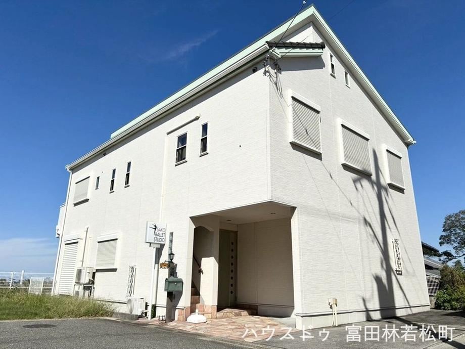 3LDK house in Tondabayashi, Osaka - Photo 1