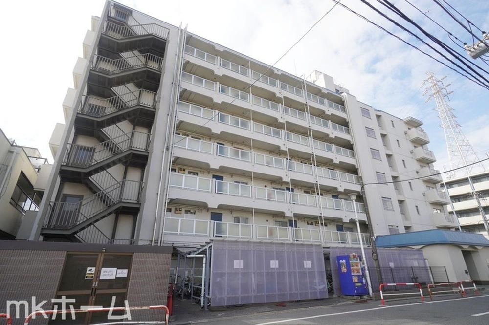 2DK apartment in Ichikawa, Chiba - Photo 1