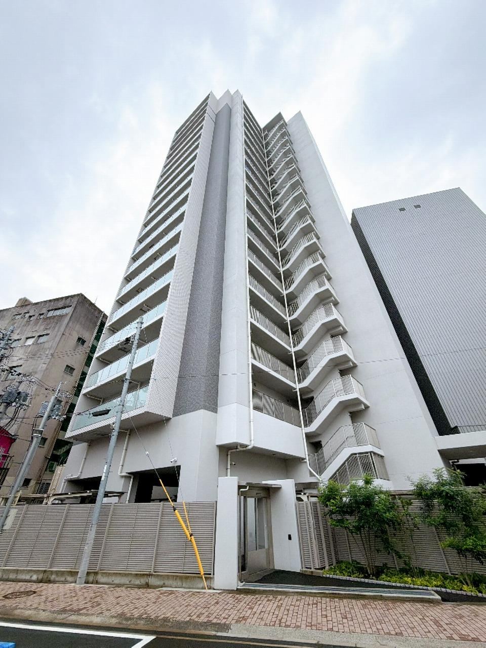 2LDK+S apartment in Takamatsu, Kagawa - Photo 1