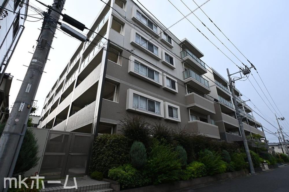 3LDK apartment in Edogawa Ward, Tokyo - Photo 1