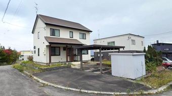 4LDK+S house in Kitahiroshima