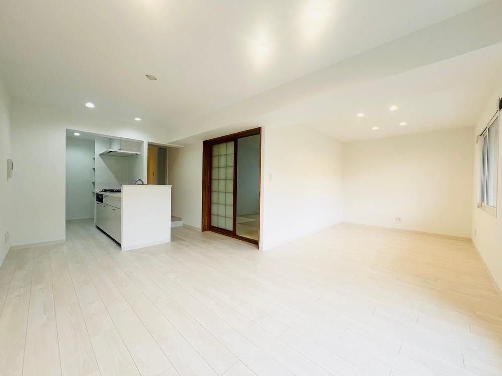 2LDK apartment in Chuo Ward, Sapporo, Hokkaido - Photo 1