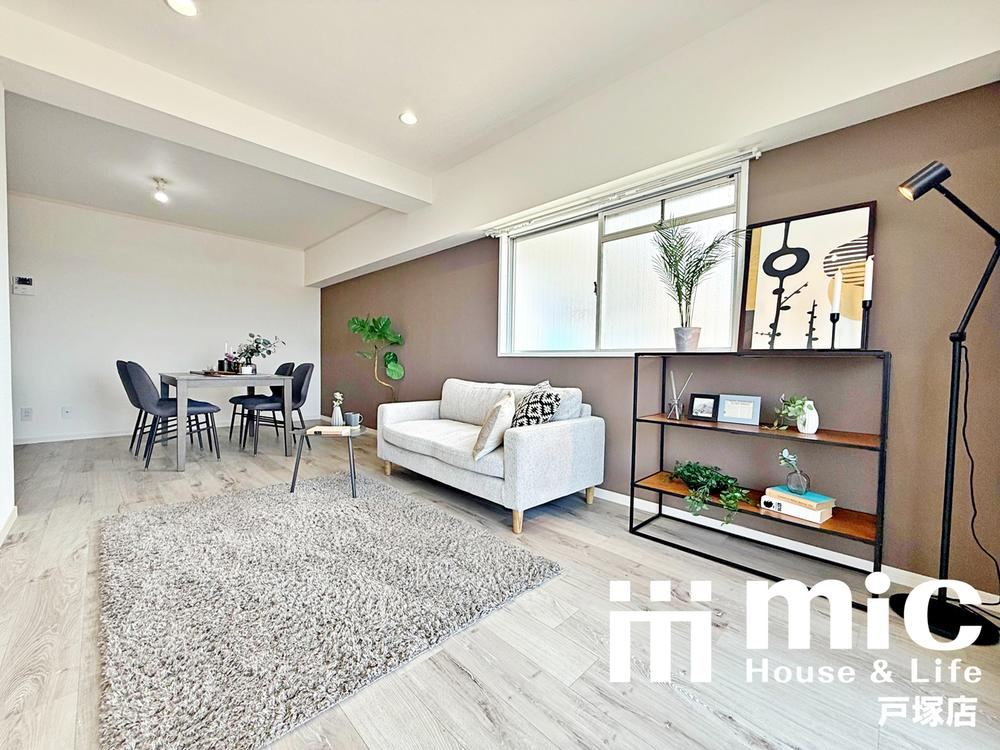 2LDK apartment in Totsuka Ward, Yokohama, Kanagawa - Photo 1
