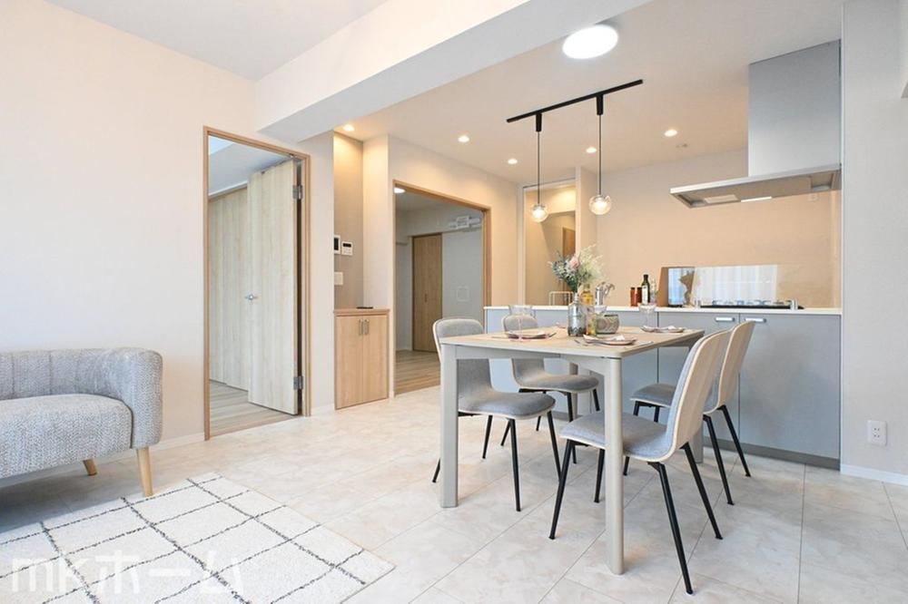 2LDK+S apartment in Matsudo, Chiba - Photo 1