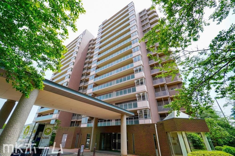 3LDK apartment in Funabashi, Chiba - Photo 1