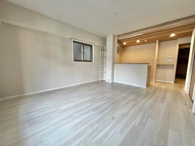 3LDK apartment in Moriguchi, Osaka - Photo 1