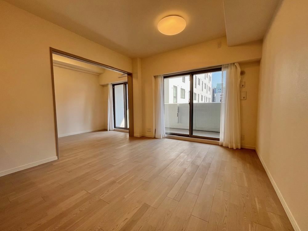 3LDK apartment in Chuo Ward, Osaka - Photo 1