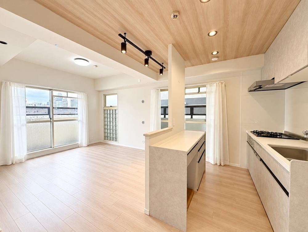 2LDK apartment in Nishi Ward, Osaka - Photo 1
