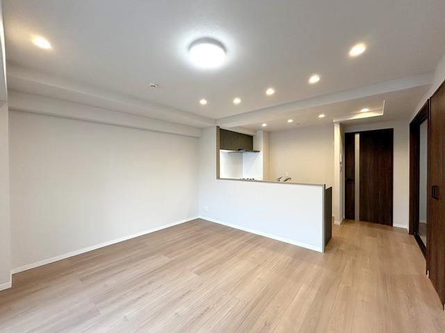 2LDK+S apartment in Ageo, Saitama - Photo 1