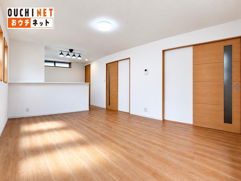 4LDK house in Higashiosaka, Osaka - Photo 1