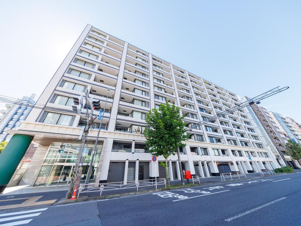 2LDK apartment in Nishi Ward, Yokohama, Kanagawa - Photo 1