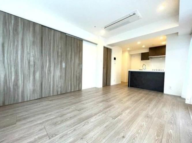 2LDK apartment in Shibuya Ward, Tokyo - Photo 1