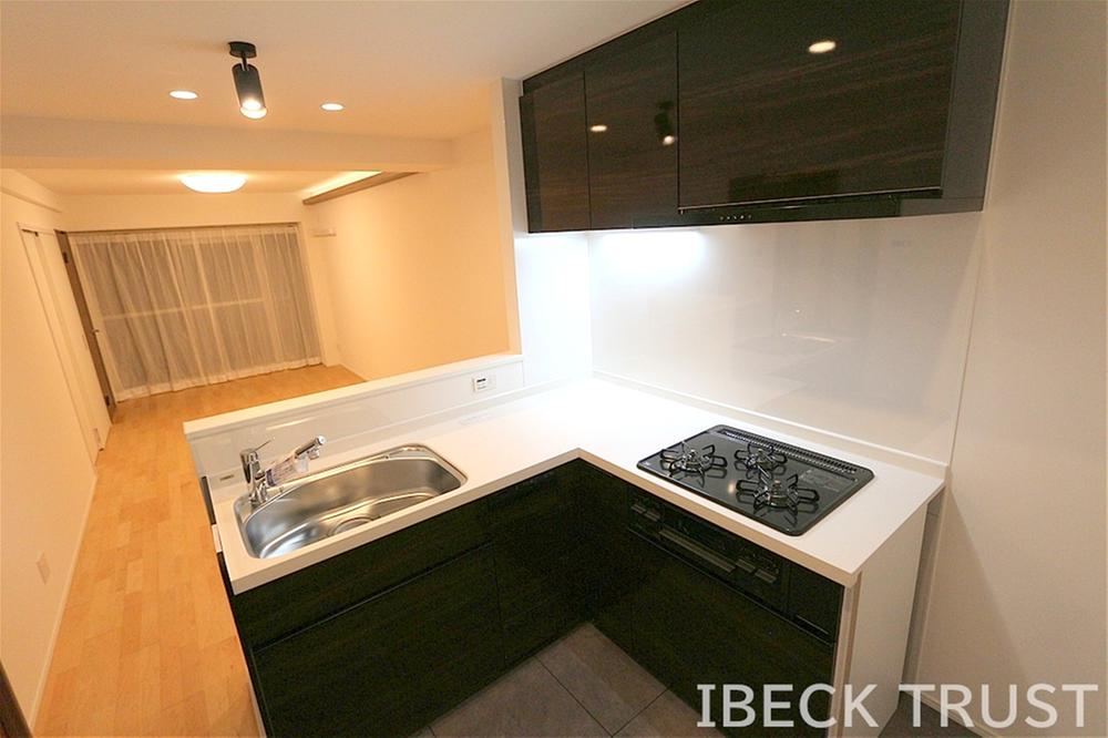 4LDK apartment in Tsurumi Ward, Yokohama, Kanagawa - Photo 1