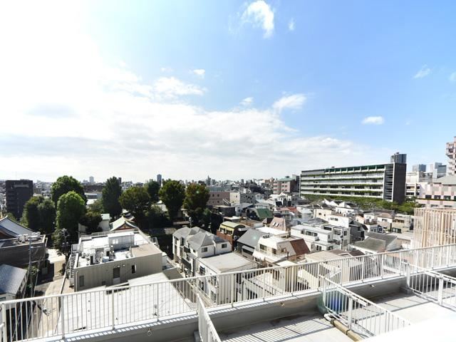 2LDK apartment in Shinagawa Ward, Tokyo - Photo 1